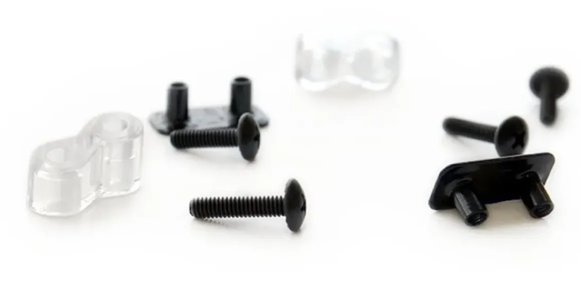 Ccm Accesories Visor Space/Screw Kit